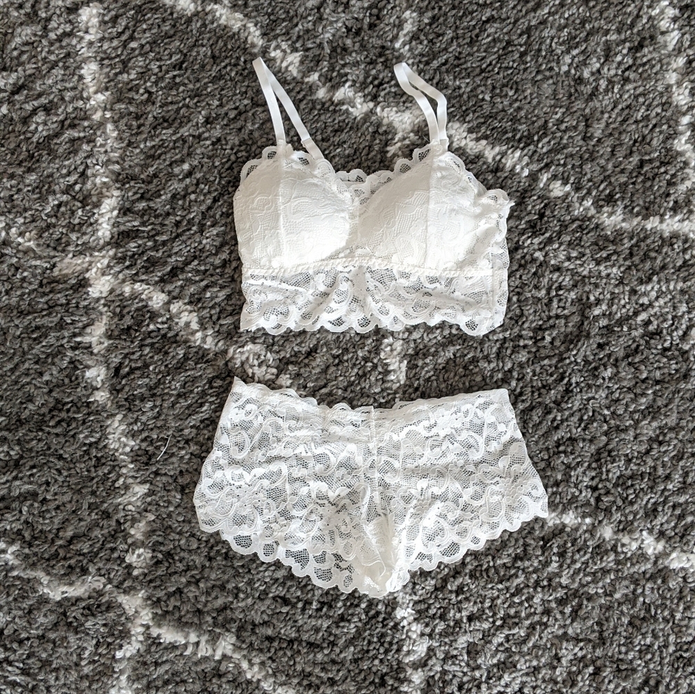 NWT Bra and Panty set